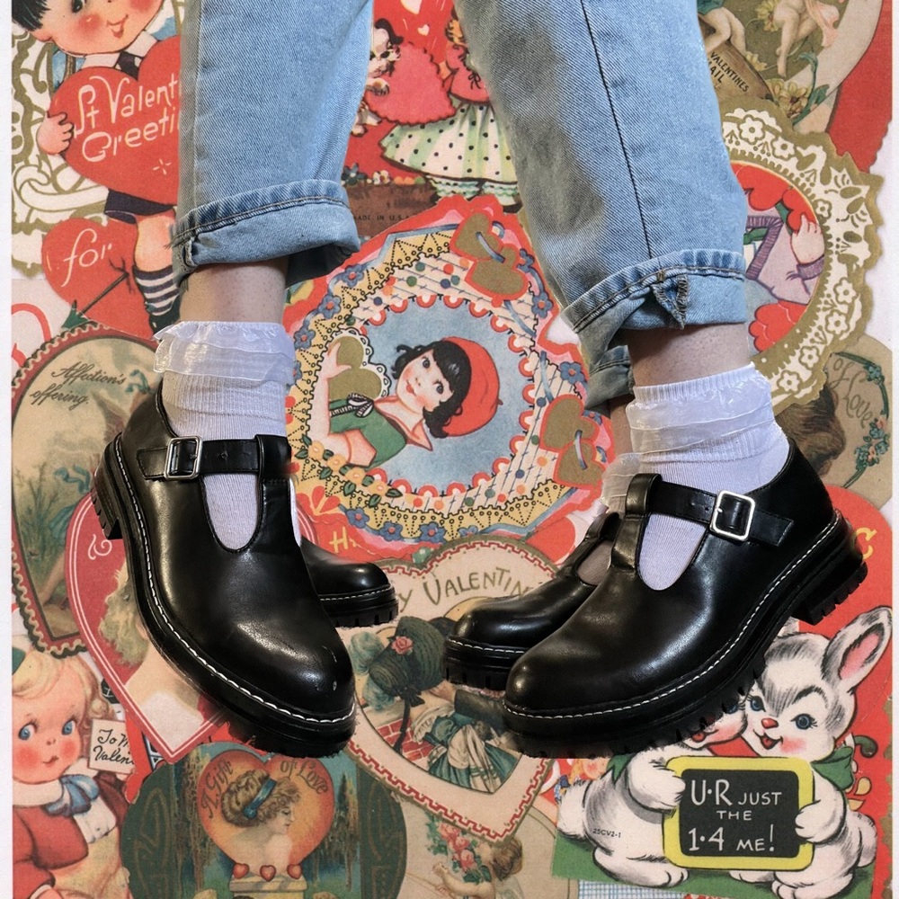 Women’s chunky Mary Jane loafer with buckles size 7❌SOLD❌